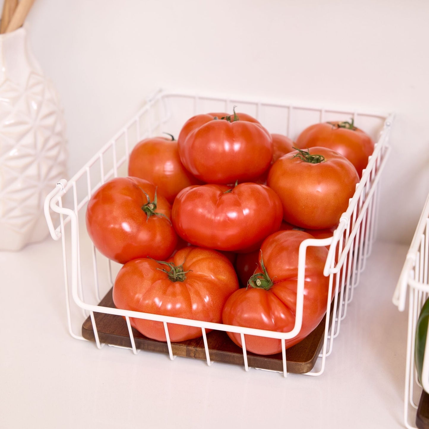 Drahtkorb "Acora" - mit Akazienholz-Boden, stapelbar