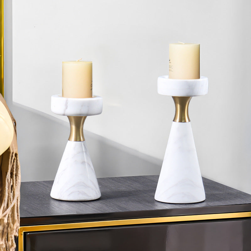 Kerzenhalter „Nordic Glow“ – Marmor & Messing