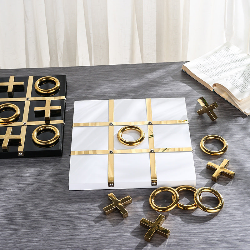 Tic-Tac-Toe „Liora“ – Luxusspiel aus Holz & Edelstahl