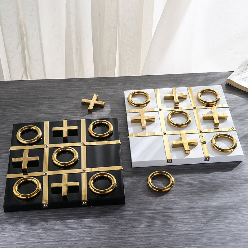 Tic-Tac-Toe „Liora“ – Luxusspiel aus Holz & Edelstahl